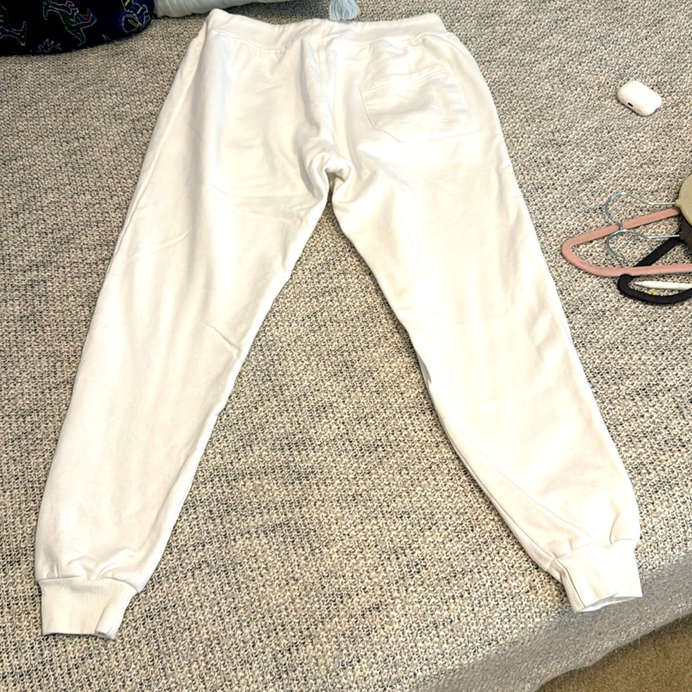 White Camo Bow Oversize Cozy Lounge Sweatpants sz small - Picture 4 of 4